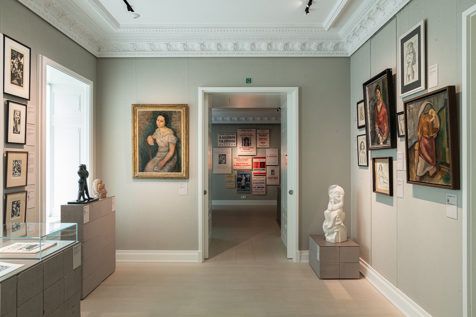 Exhibition artists on the move presents cultural heritage returned to Lithuania over 25 years