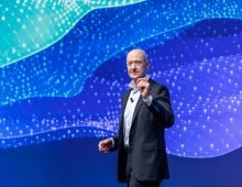 13 November 2025, Bavaria, Munich: Roland Busch, CEO of Siemens AG, speaks at the Siemens annual press conference entitled "Siemens One Tech - Strategy & Results" with the presentation of the figures for the fourth quarter. Photo: Matthias Balk/dpa
Credit: Matthias Balk/dpa