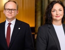 Edmunds Antufjevs, Kristiāna Janvare,
Signet Bank Investment Banking Management. Publicity picture